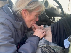 BLOWJOB IN THE CAR - I WANT TO SUCK YOUR COCK HERE AND NOW,