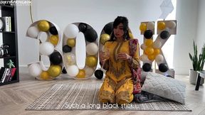 aaliyah yasin gets horny whilst waiting for her guests