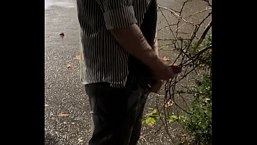Risky Extreme Couple Jerk Off Outdoor in Public under the Rain (Very Romantic)