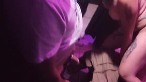 danabarzagli - delicioso gang bang en cabinas 4 vergas para mi solita y cuatro cuernos para mi esposo