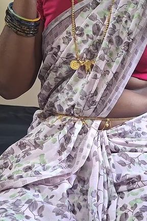 Stepson Seduces Indian Horny Desi Stepmother