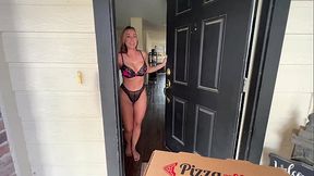 I Fucked The Pizza Delivery Guy For Payment
