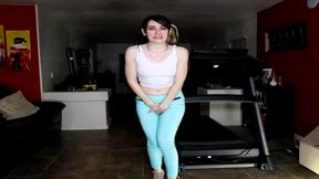 new wetter ziva fey pissing tight pants 1st time