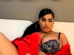 Leann amateur beautiful brunette with big boobs
