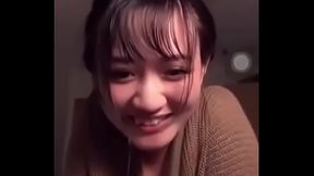 G&aacute_i xinh bigo thả r&ocirc_ng khoe vếu