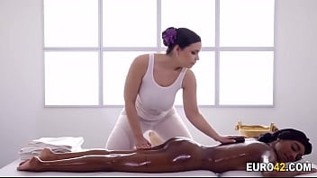I love my lesbian masseur's huge boobs