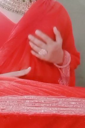 Indian Gay Crossdresser Real XXX Sex in Red Saree Hard Fuck