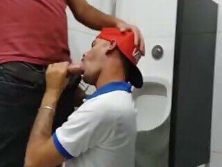 Sucking a tasty straight dude