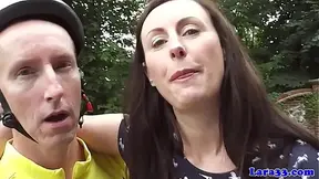 Euro English OLDER WOMAN sucks dick and gets an anal drill