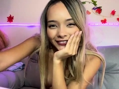 Amateur Blonde Teen Plays Solo with Toy Webcam Porn