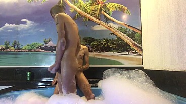 Fudemos gostoso na piscina do hotel, troca troca com muito tesao