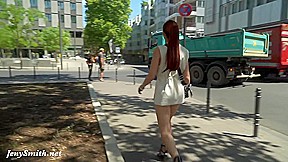 Public ass flashing by Jeny Smith in Cologne