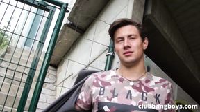 Brunette Twink Loves to Suck Cock in Public - Clubbangboys