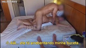 o amigo mandou eu ficar olhando pro marido enquanto me macetava bem gostoso