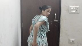 Bhaiya ke na rahne par ne meri chut mari