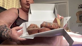 USSBBW Pure Gluttony; 4 sandwiches & 6 Pastries SD