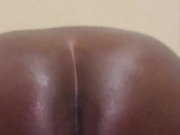 Big ass oiled up slo-mo twerk.