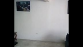 MI TIO GAY ME OBLIGA A HACER UNA MORTAL HACIA ATRAS PARA DEJARME QUE LO COJA