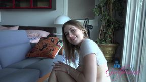 Fiona's Desperate Pee Drive: Car Piss, Trail Squat, Hard Fuck, Cig Footjob &amp; Creampie Pee Show