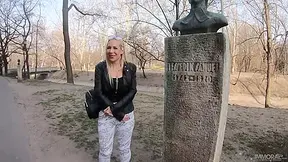 Porno Dan And Kyra Hot - Creampie Lover Escapes Coronavirus Lockdown In The Park With Immoral