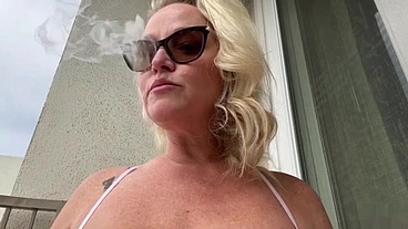 GET BUSY ON THE BALCONY