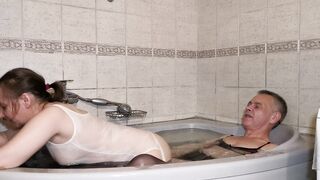 Bathtub Sex - Episode II - Becky Getting an Orgasm from Cum on her Booty - Michael Hernandez and Becky