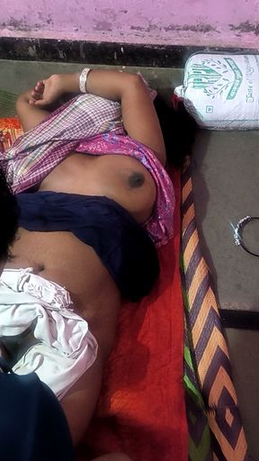 Viral sexy video of a Bangladeshi maternal uncle in law and niece in law   Clip 1