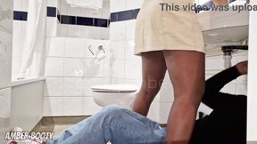lucky plumber gets to fuck a naughty wife and cum inside her in a hotel bathroom - amber_booty