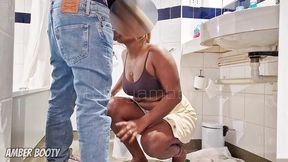 lucky plumber gets to fuck a naughty wife and cum inside her in a hotel bathroom - amber_booty