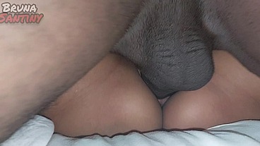 Negao faz sexo selvagem com a bruna e ela gozou muito.