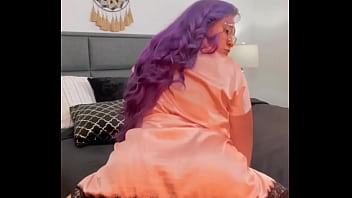 Update #384 (October 31, 2022) ???? come to my bed I need you here