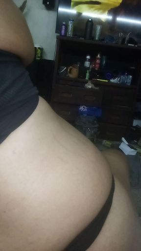 Big fat sissy crossdresser pleasure her self