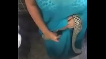 Bhabhi Hot show.mp4