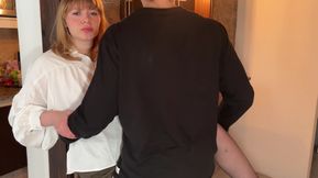 Teaching Fan How to Cook: Kissing Dry Hump, Grinding