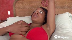 Taylor Luxx Works On boyfriends Dick