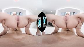 ”Kiara Cole as a cheerleader in VR”