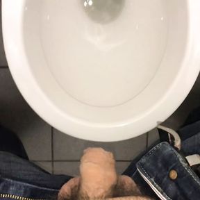 Pissing #10