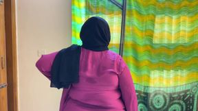 Big Tits &amp; Huge Booty Muslim Single Mother Fucked By Neighbor When She Was Horny &amp; Go to his home &amp; Gets Fuck