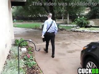 Cuckold Catches Hawt Wife DPed By Ebony Bulls
