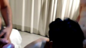 orgia en lo de la doctora que estaba aburrida y cita a 4 desconocidos