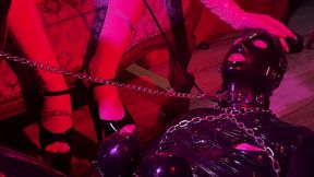 rubber and ava fetishart give perv a latex footjob - part 1