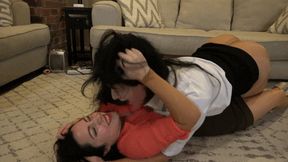 Paisley VS Vivian (HD)