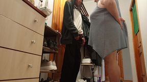 Courier fucked neighbor in mouth and pussy doggy style