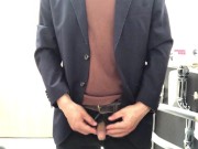 【4K 必見】ジャケット姿で出先の多目的トイレでおしっこ！
