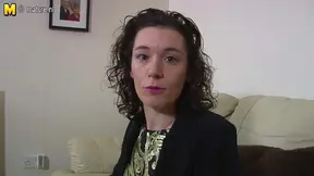 British Mum Fucks Herself Stupid With A Thick Dildo On Her Couch Tonight