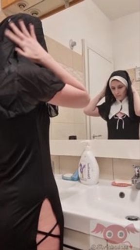 Video preview nun eager to discover sex toys (full on of)