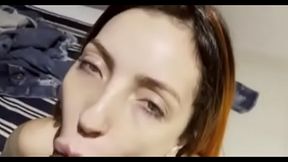 FIZ UMA GARGANTA PROFUNDA NO VIZINHO ANTES DELE SOCAR NA MINHA BUCETINHA. Melissa Lisboa