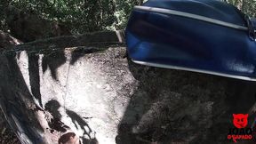 flagra garota dando na cachoeira pro roludo