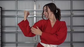 LANA'S STRONG KARATE HANDS (4K)