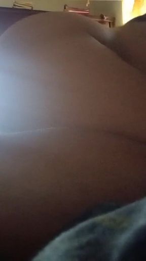 She Love to Ride a Big Cock